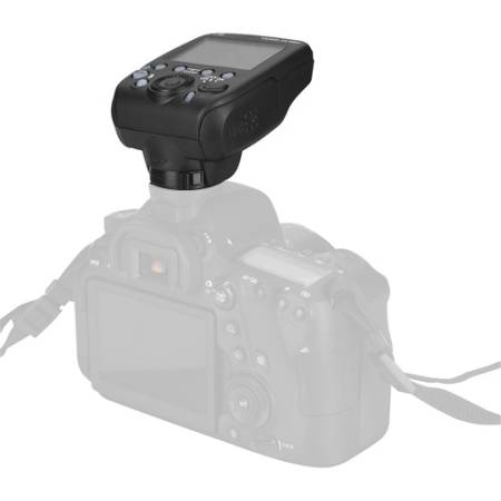 Yongnuo YN560-TX Pro - kontroler radiowy lamp reporterskich, Canon_Przykład użycia_4